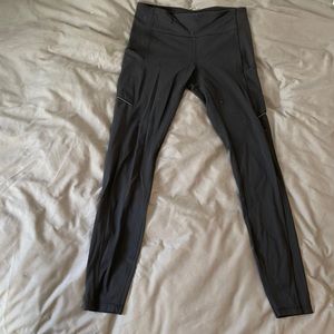 Women’s Lululemon Black Leggings - Size 6